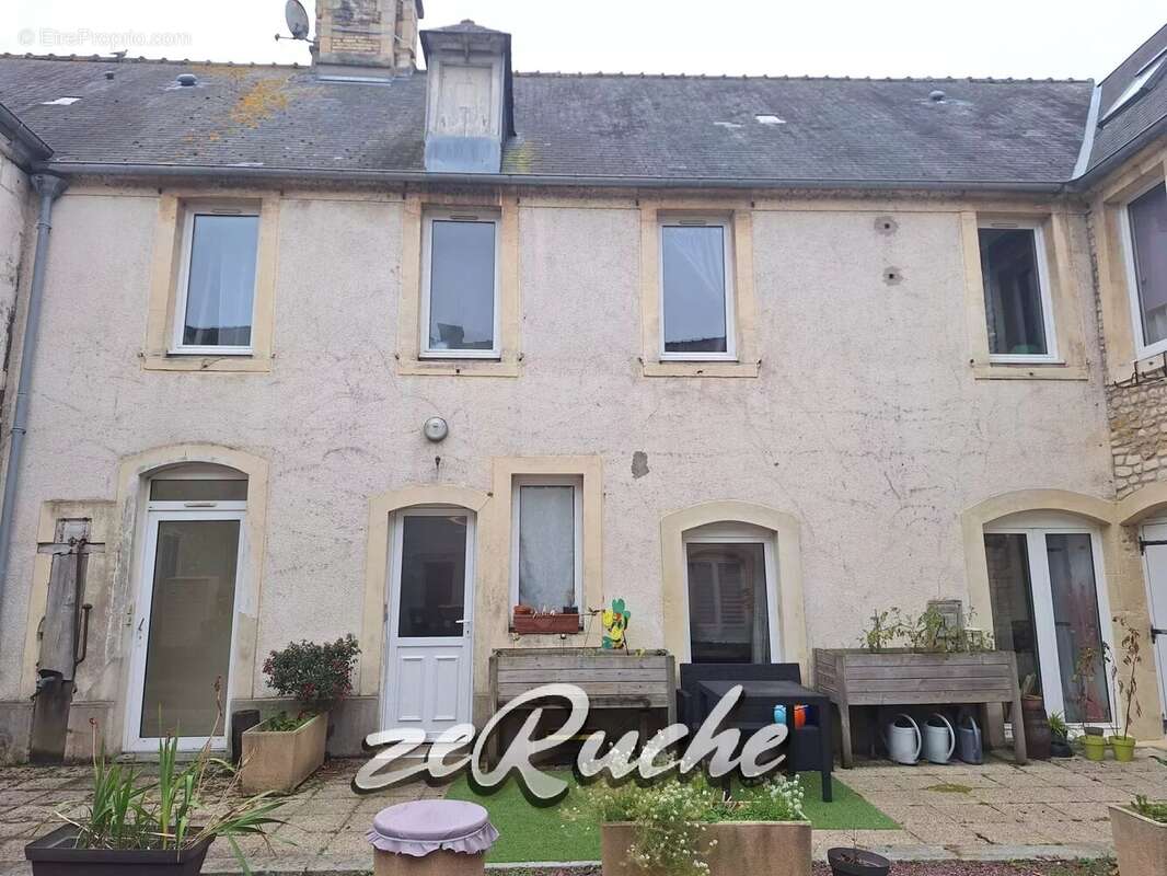 Maison à ISIGNY-SUR-MER