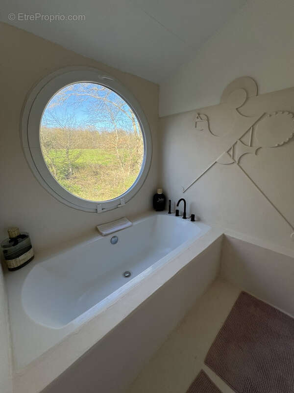 Maison à COSNE-COURS-SUR-LOIRE