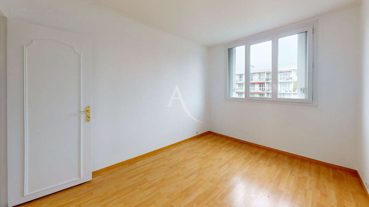 Appartement à CHILLY-MAZARIN