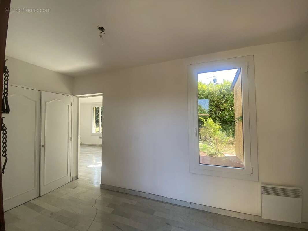 Maison t4, plain -pied, garage et jardin, secteur recherche - photo 3