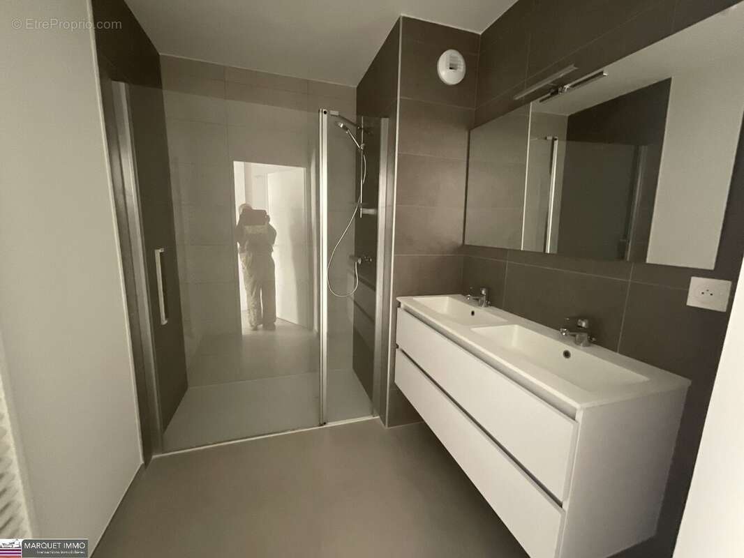 Appartement à SAUVIAN