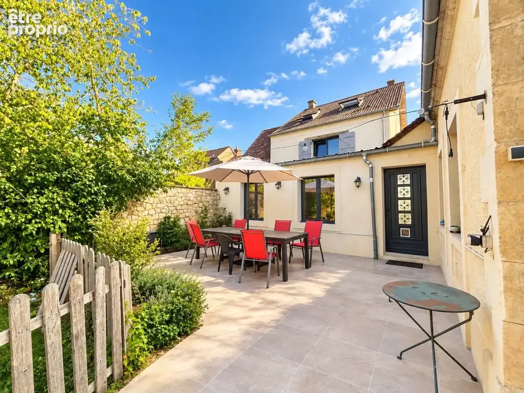 Maison à vendre 7 pièces NERONDES (18) - photo 1