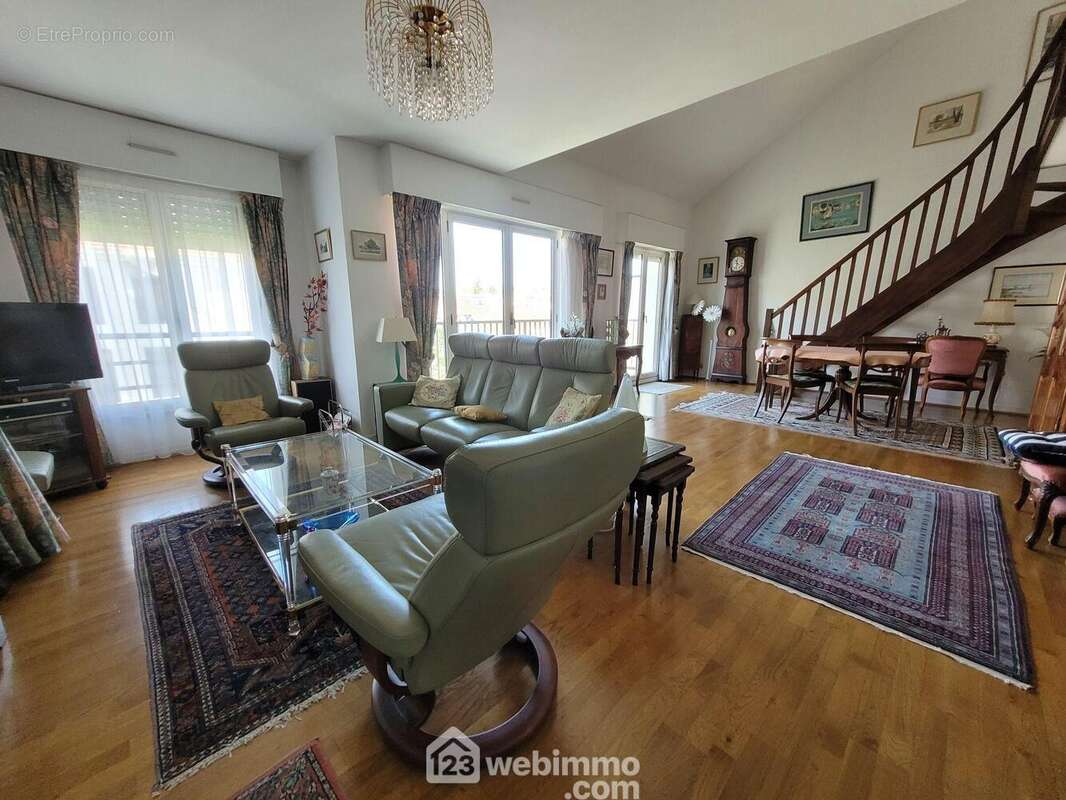 Appartement 109 m² à Antony  - photo 199