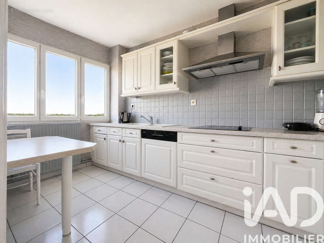 Photo 4 - Appartement à MONS-EN-BAROEUL