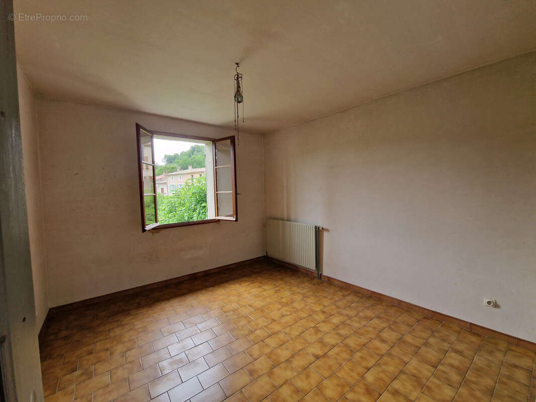 Maison à BUIS-LES-BARONNIES