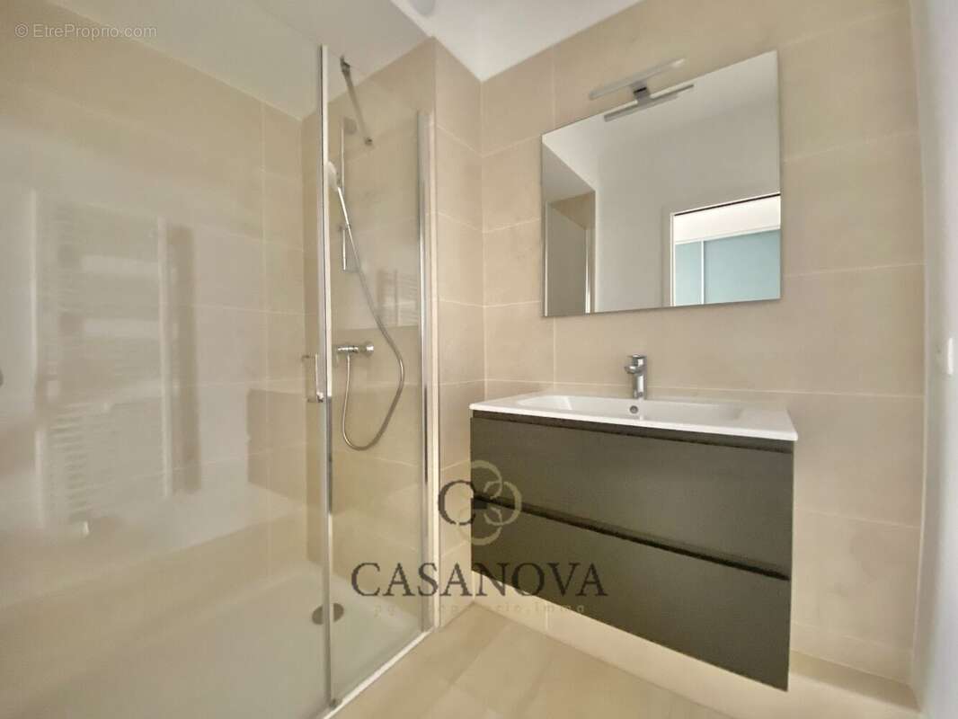 Appartement à CASTELNAU-LE-LEZ