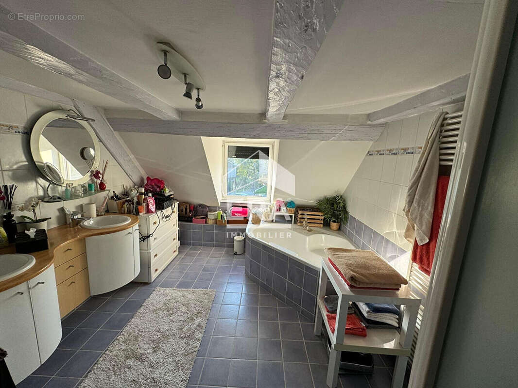 Appartement à BAVILLIERS