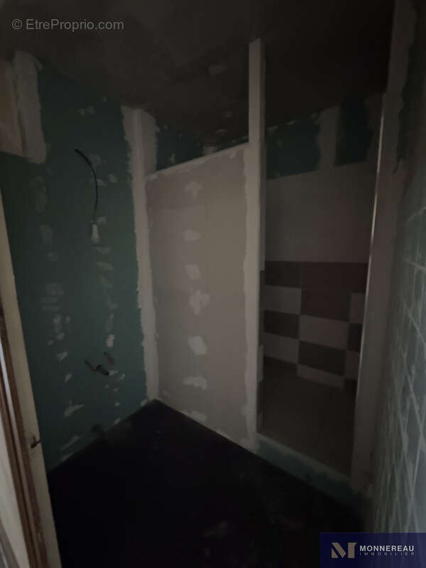 Appartement à BARBEZIEUX-SAINT-HILAIRE