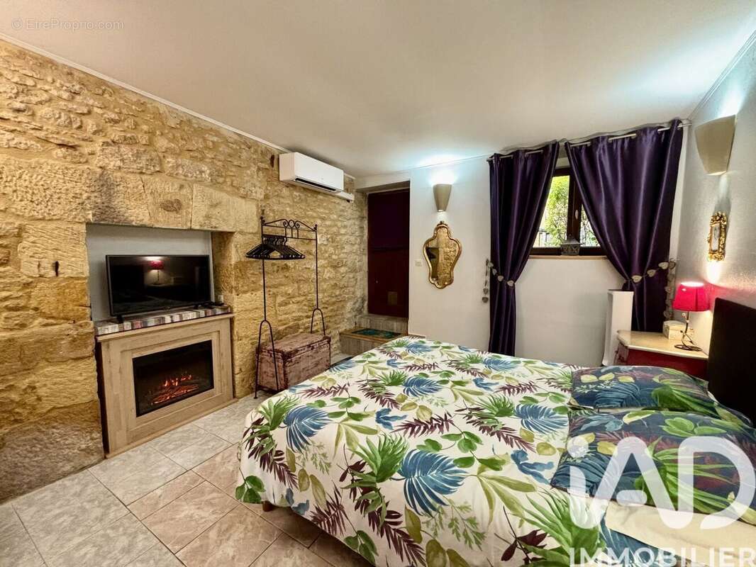 Maison 65 m² à Sarlat-La-Caneda  - photo 7