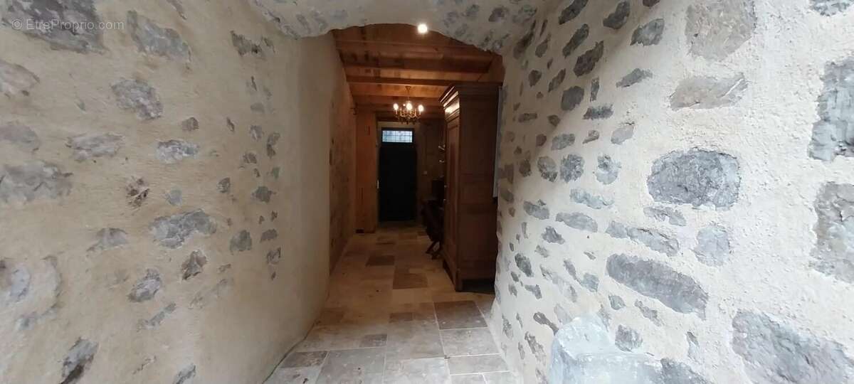 Maison à SAINT-ANTONIN-NOBLE-VAL