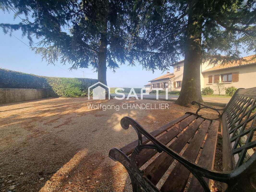 Photo 5 - Maison à GRANGES-LES-BEAUMONT