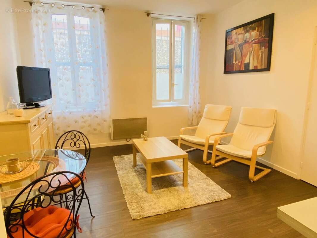 Appartement à MARSEILLE-3E