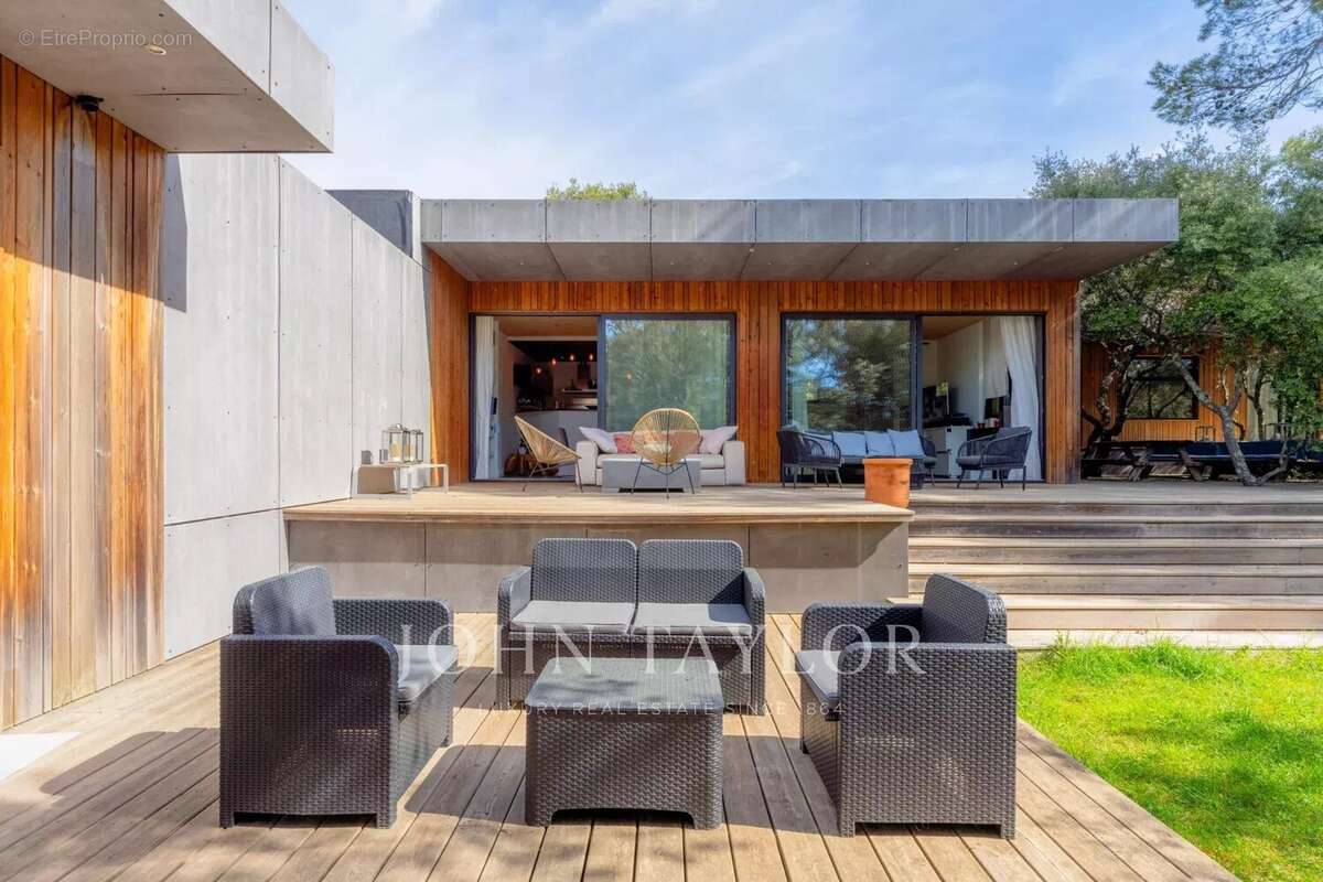 Maison à AIX-EN-PROVENCE