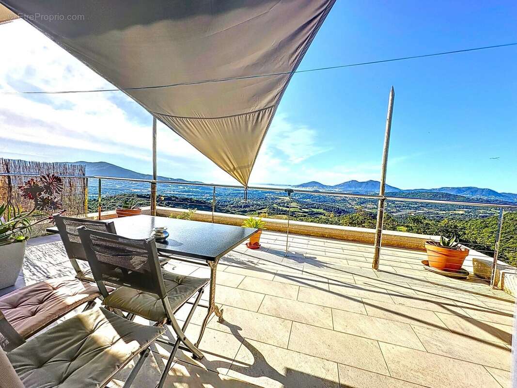 Maison à ECCICA-SUARELLA