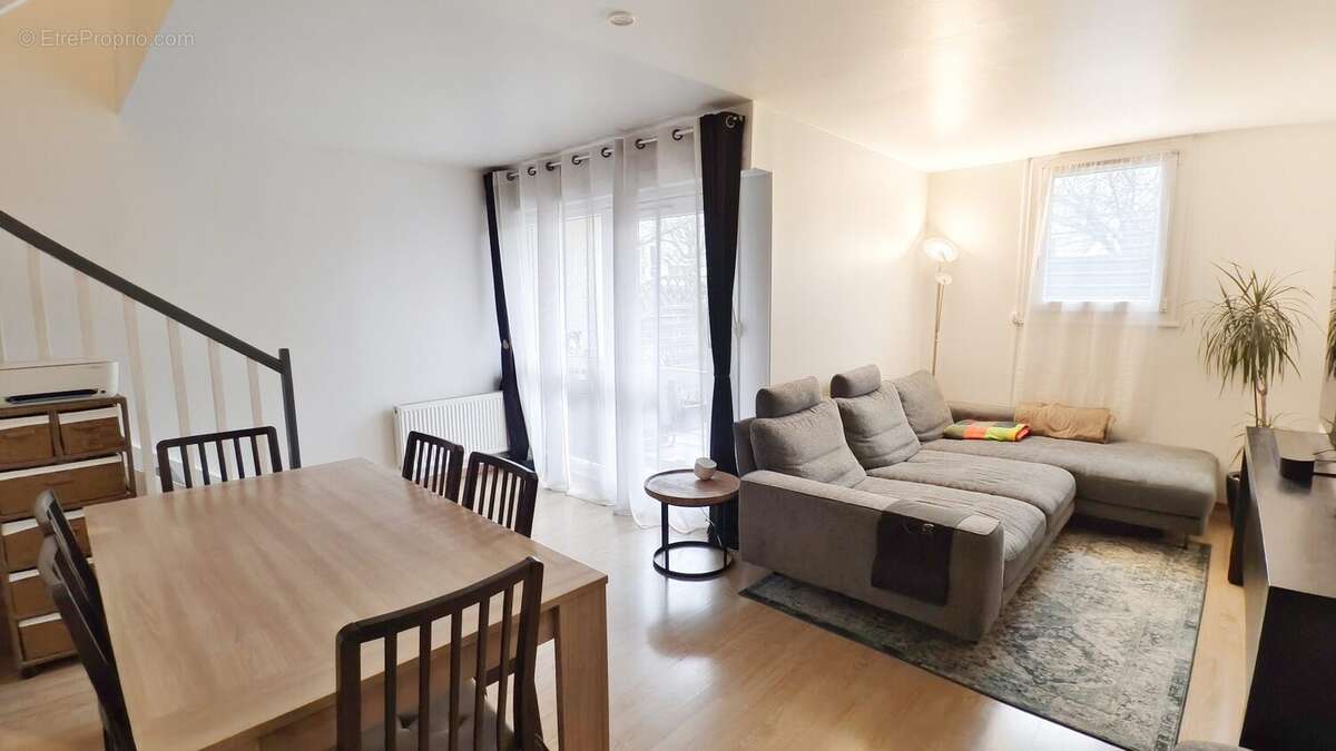 Séjour - Appartement à NOISIEL