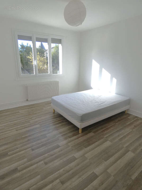 Appartement à NANTERRE