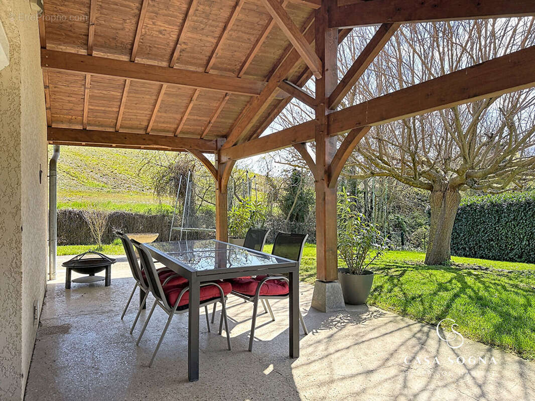 Maison à LE PERREON