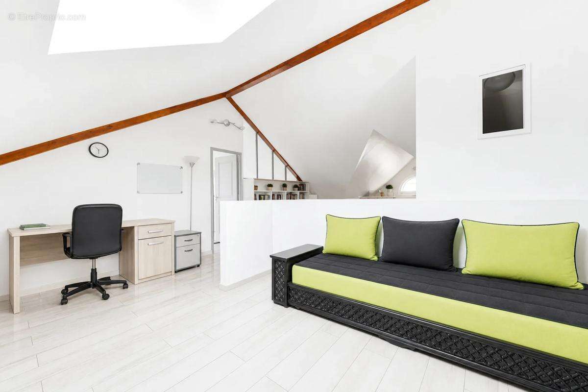 Maison à LIVERDY-EN-BRIE