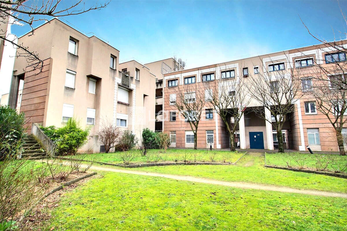 Appartement à GENNEVILLIERS