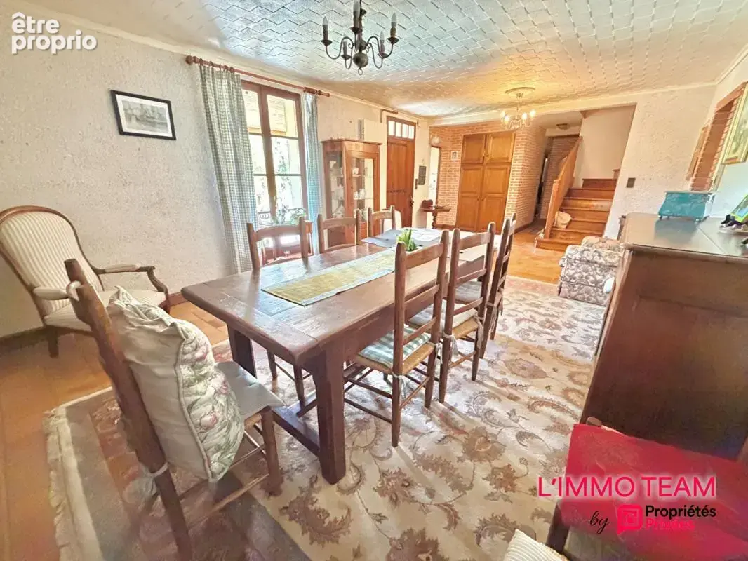 Maison 5 chambres, avec garages et piscine, sur 1.7Ha - vue imprenable - photo 7