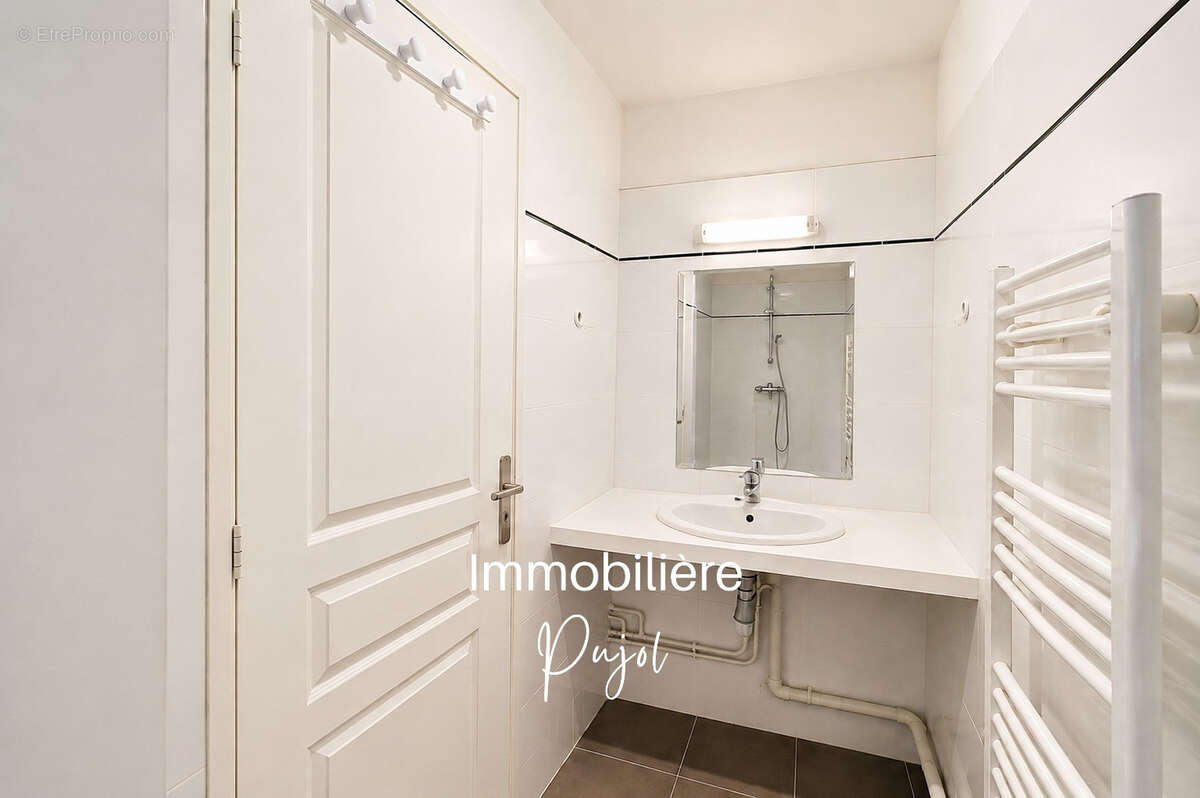 Saint Victor 13007 - T3 de 70m2 (parking en option ) - photo 9