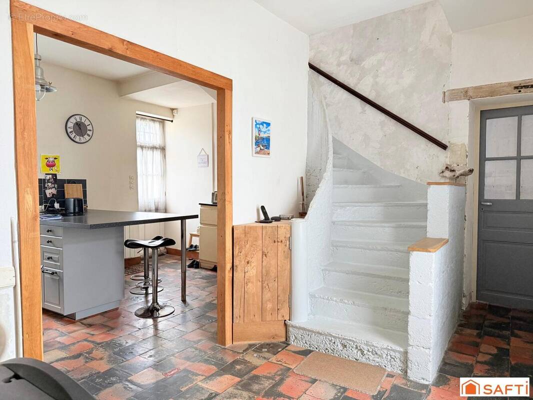 Photo 1 - Maison à RILLE