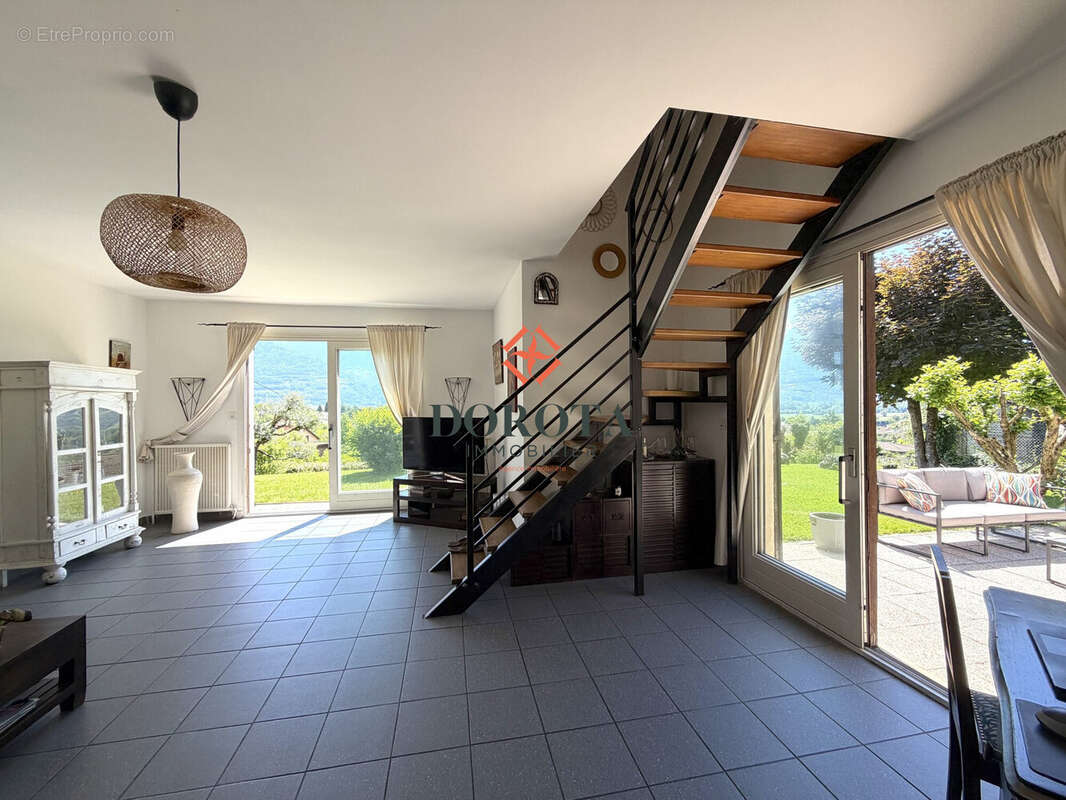 Maison à LUMBIN