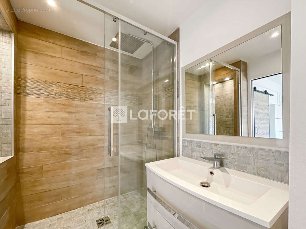 Appartement à MAISONS-ALFORT