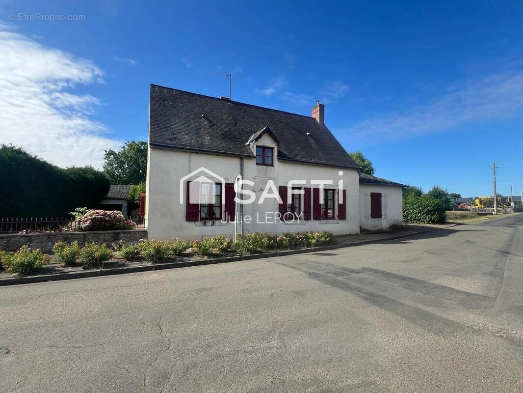 Photo 2 - Maison à JOUE-EN-CHARNIE