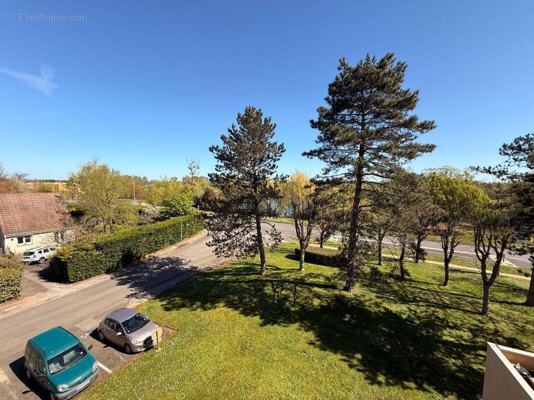 Appartement à GENLIS