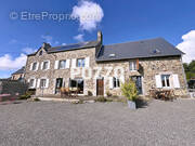 Maison à BRICQUEVILLE-LA-BLOUETTE