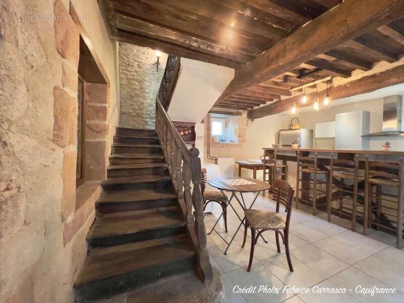 Maison à MONTAIGUT