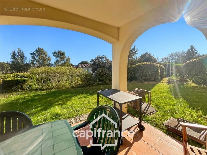 Appartement à MALLEMORT