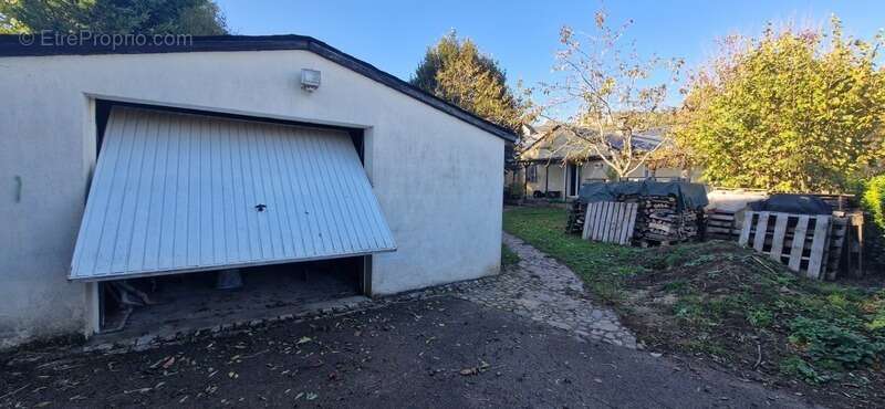 Maison à PIERREFICHE