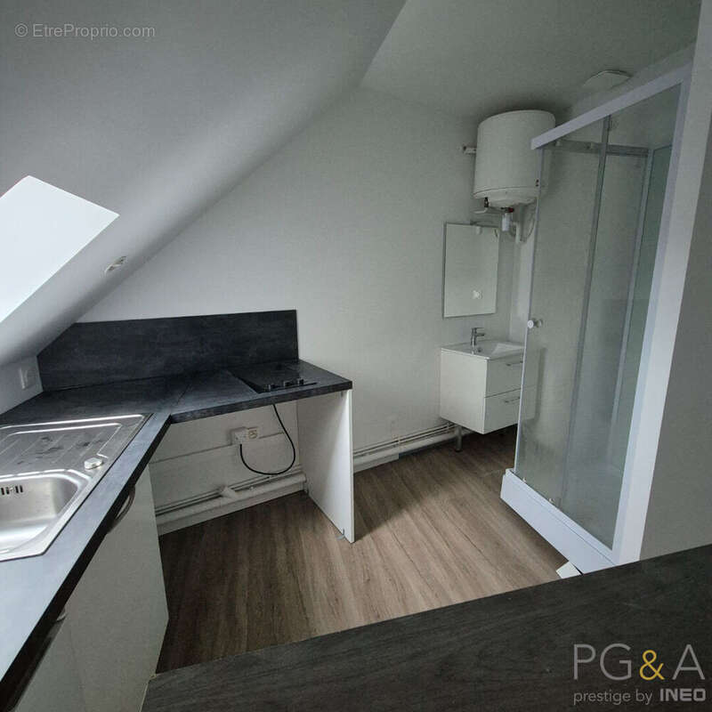RENNES Fac de droit - Studio En Dernier étage - photo 3