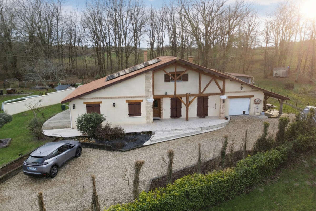 Maison à SAINT-ANDRE-DE-CUBZAC