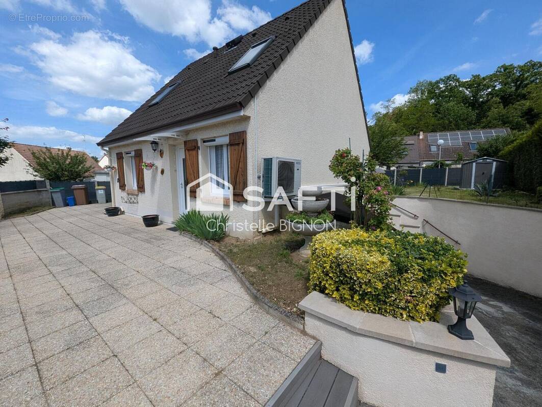 Photo 1 - Maison à MONCHY-SAINT-ELOI