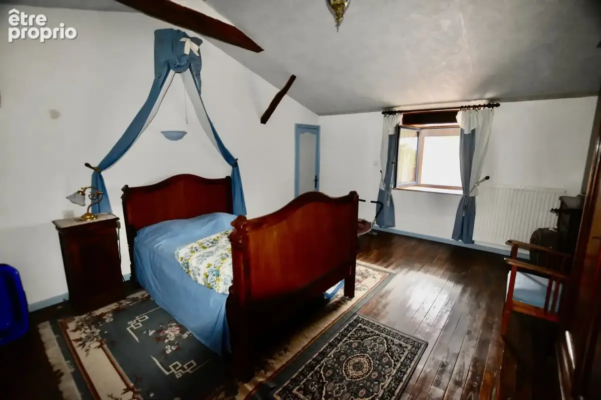 Magifique Longère avec piscine intérieure, 2 maison d'amis et 7 ha de terrain. - photo 9
