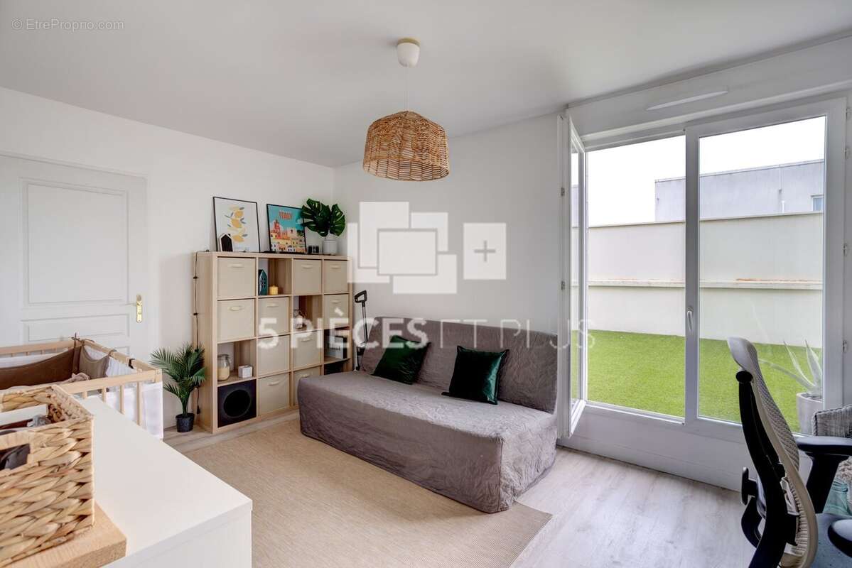 Appartement à GENNEVILLIERS