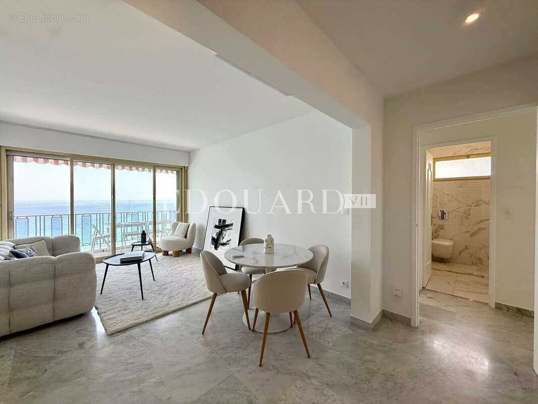 Appartement à ROQUEBRUNE-CAP-MARTIN