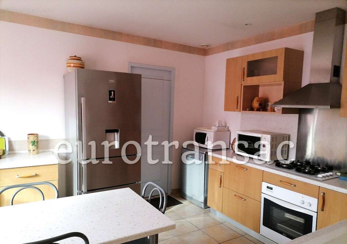 Maison à SAINT-THIBERY