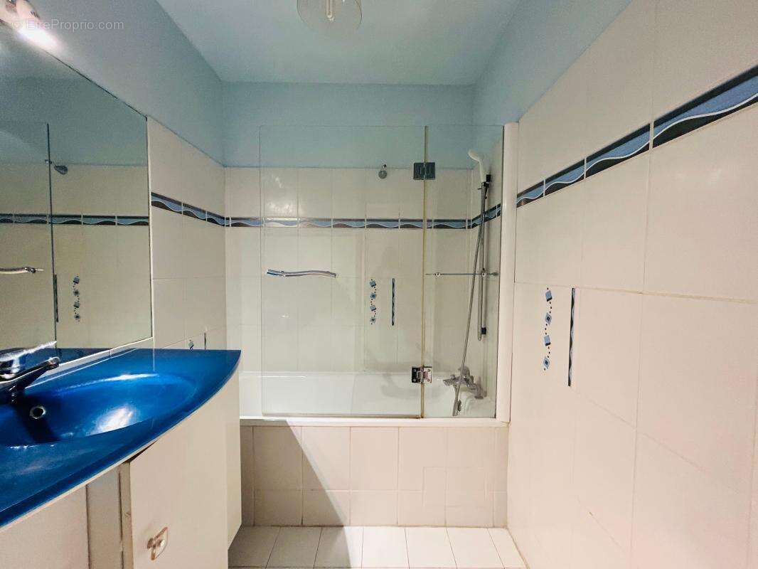 Appartement à MARSEILLE-9E