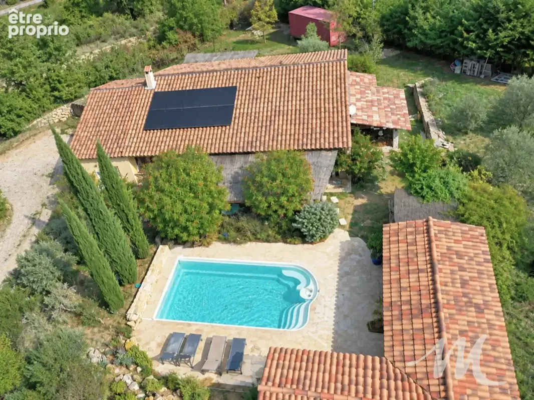 Maison de plain pied 4 chambres - piscine - cuisine d'été et dépendance - photo 14