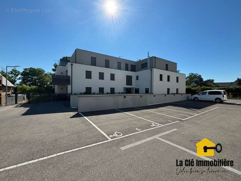 Bartenheim   Superbe appartement 4 pièces de 84 m2 avec balcon, garage, cave et parking - photo 15