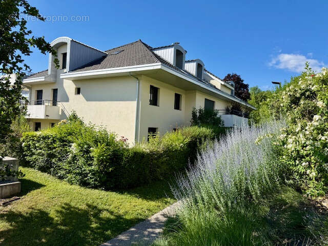 Appartement à DIVONNE-LES-BAINS