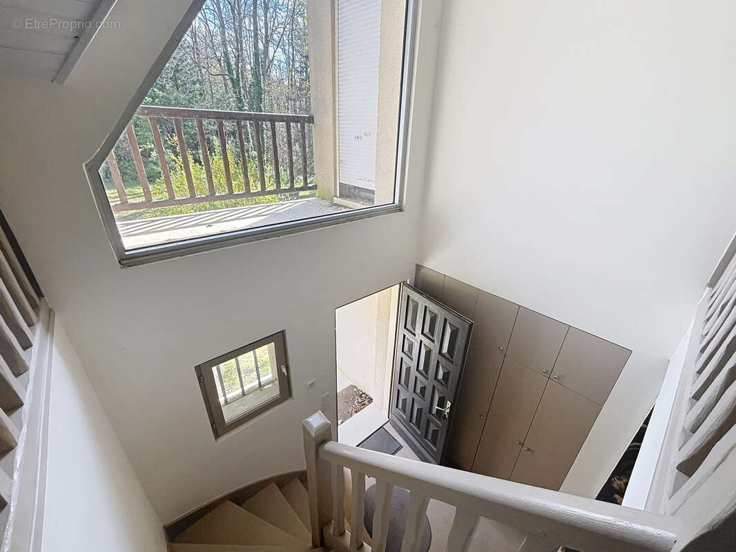 Maison à NOISY-SUR-ECOLE