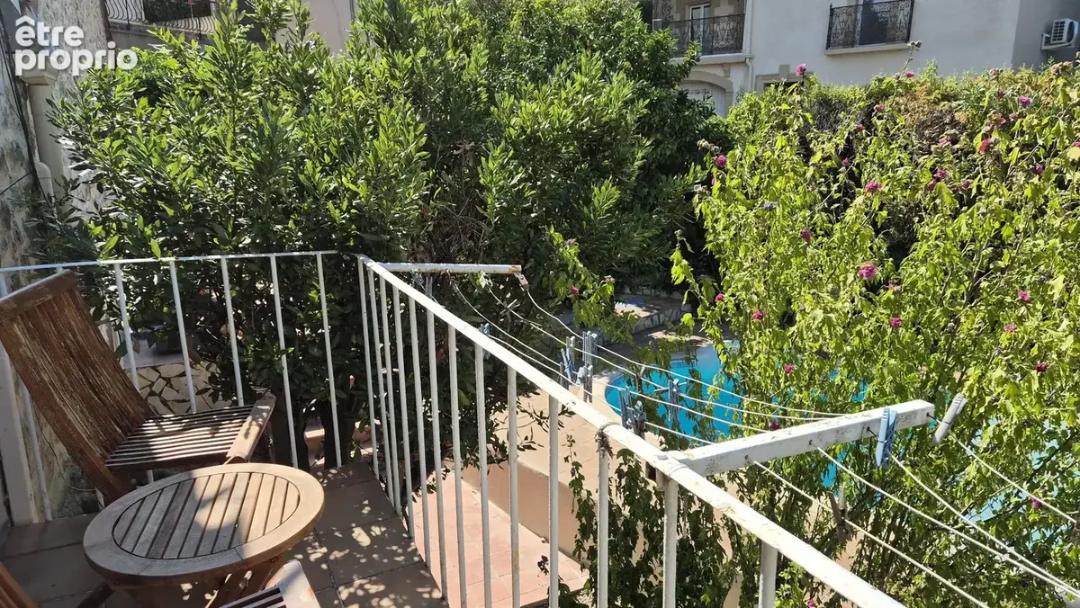 balcon vue sur le jardin
