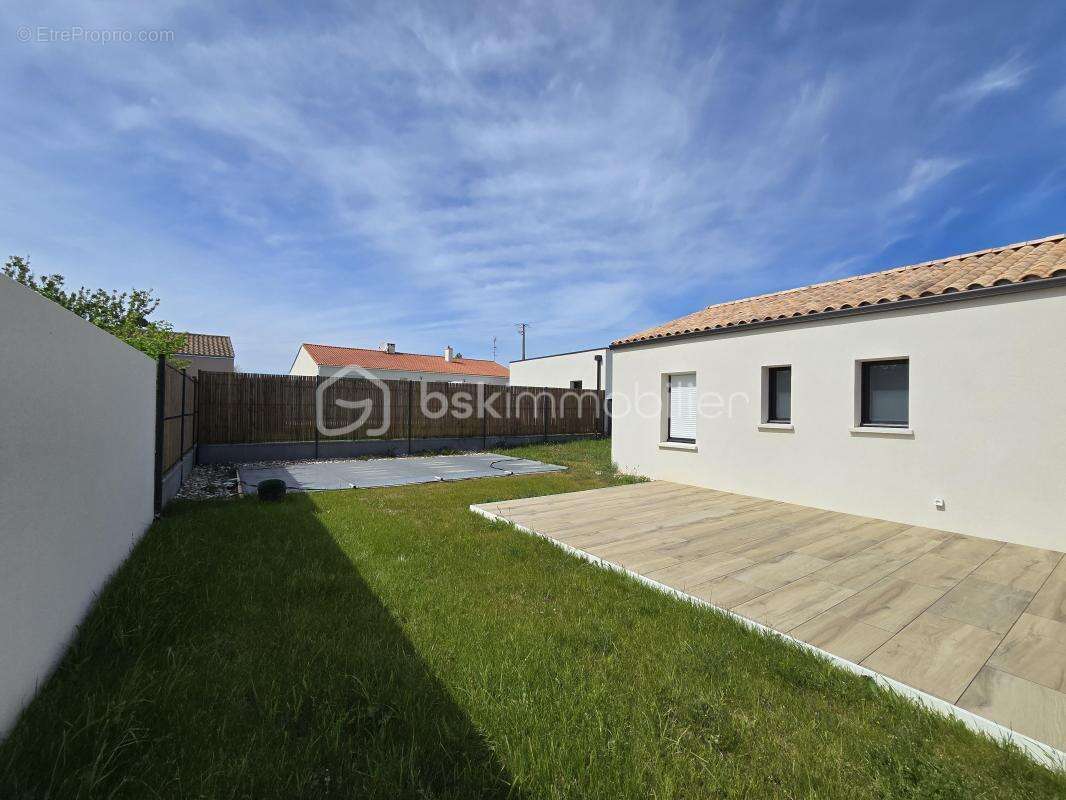 Maison à SAINT-HILAIRE-LA-FORET