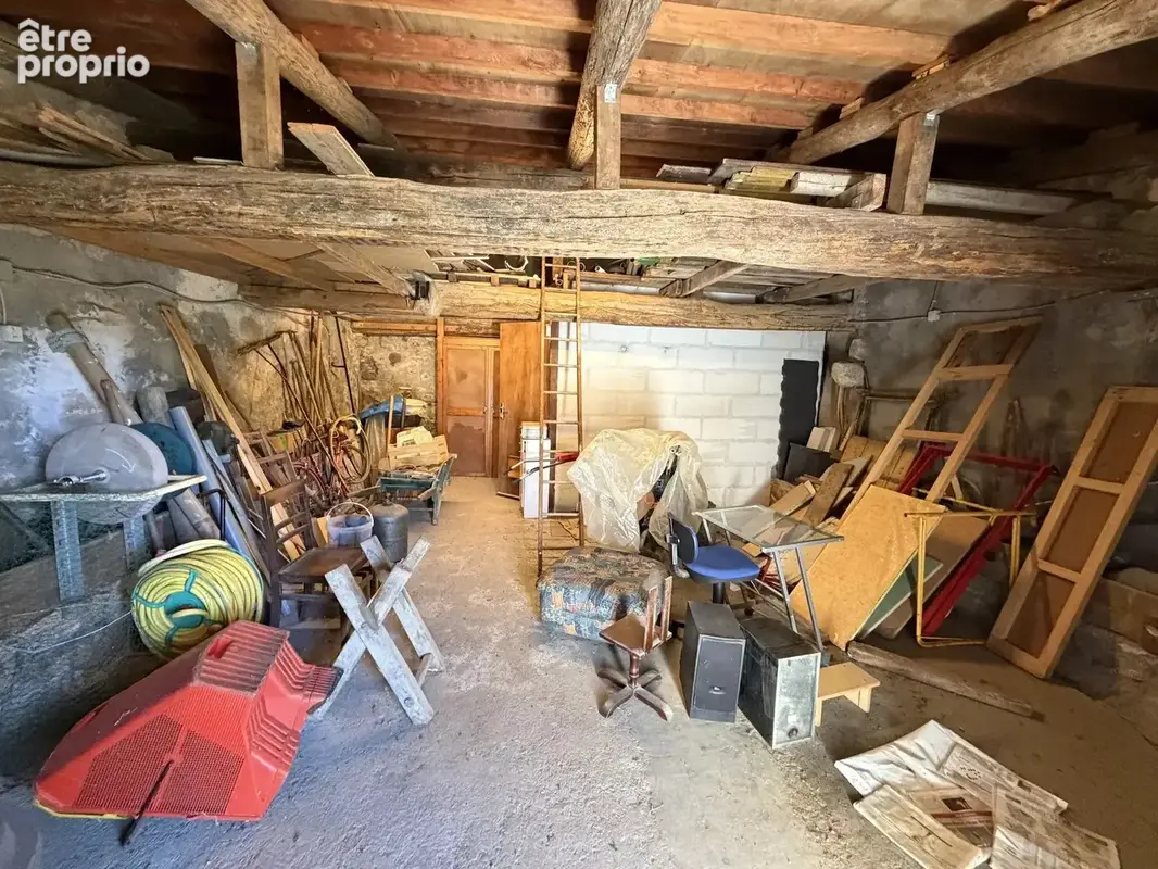 Situation unique! Au bout d'un petit chemin, maison avec granges proche de Saint-Léger-de-Fougeret - photo 20
