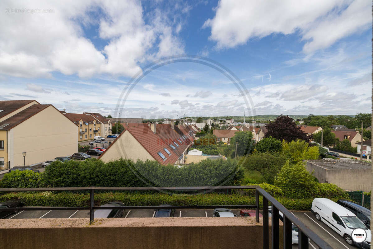 Appartement Les Mureaux  4 pièce(s) 86 m2 - photo 16